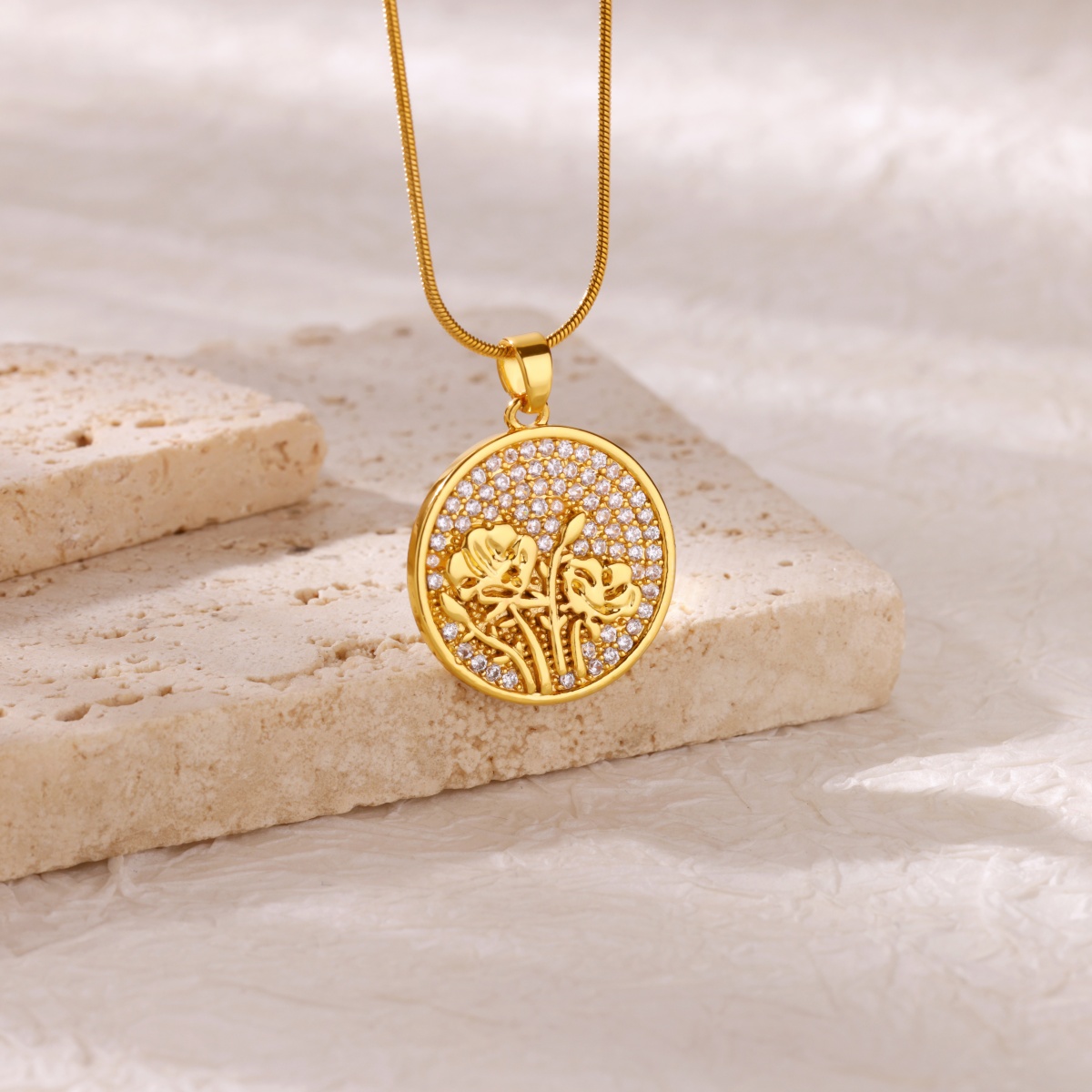 قلادات زهور الزركون للنساء، قل - مراجعة Birth Flower Necklace وسعره